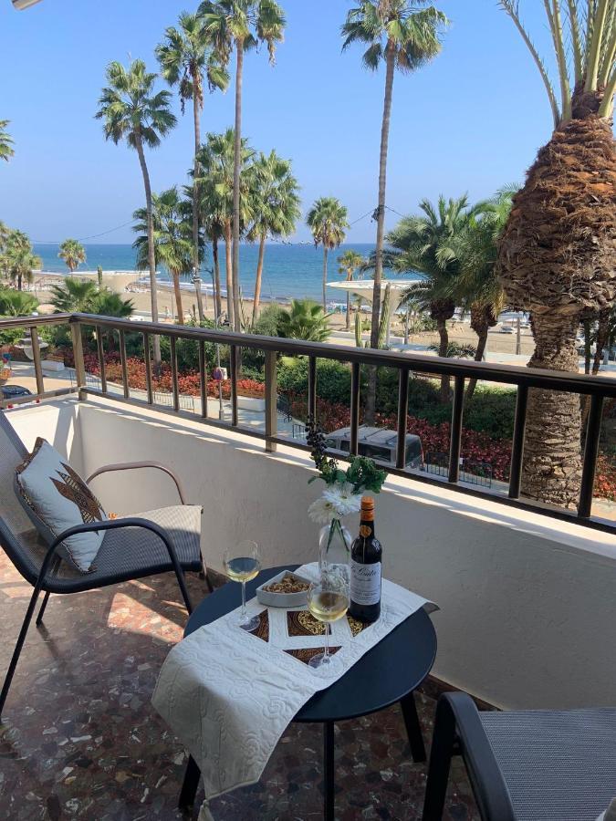 Apartamento Frente A La Playa Piso 2 Estepona Eksteriør billede